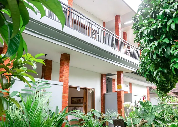 Taman Cahaya 3*